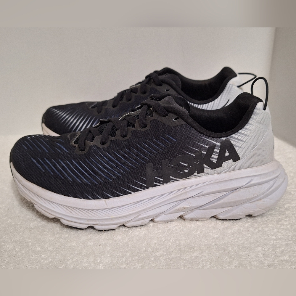 HOKA ONE ONE W Rincon 3 Black White Running Shoes 1119396 BWHT Women's Size 7 B